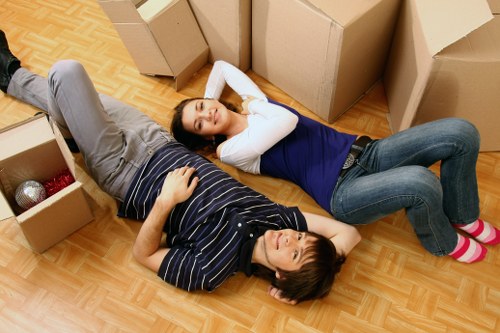 Cubic-yard storage estimate for boxed household items